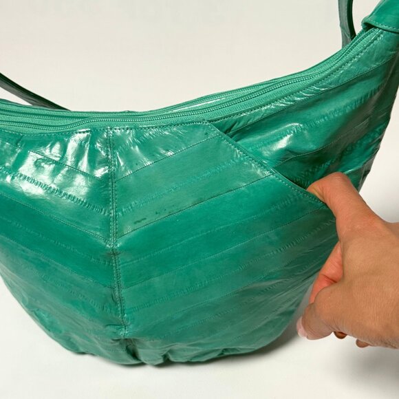 Vintage Minty Green Croissant-Style Purse – Hidden Front Pocket – Unique Retro B - Picture 10 of 13